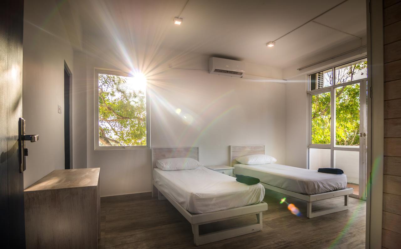 Island Hostels Mount Lavinia Dehiwala-Mount Lavinia Exteriér fotografie